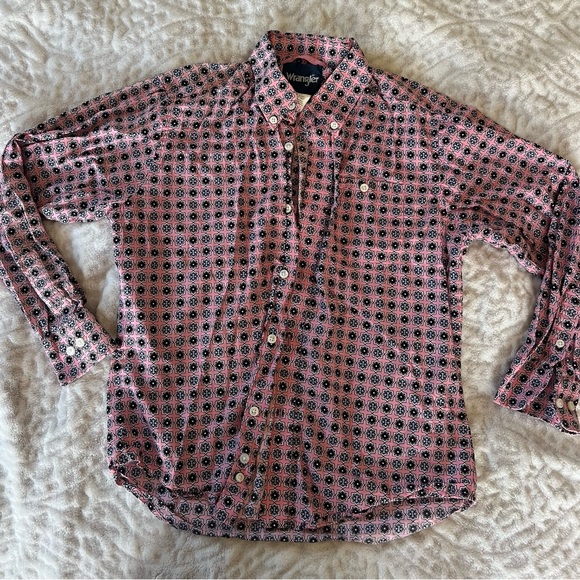 Wrangler Other - Wrangler Girl Pink Patterned Shirt